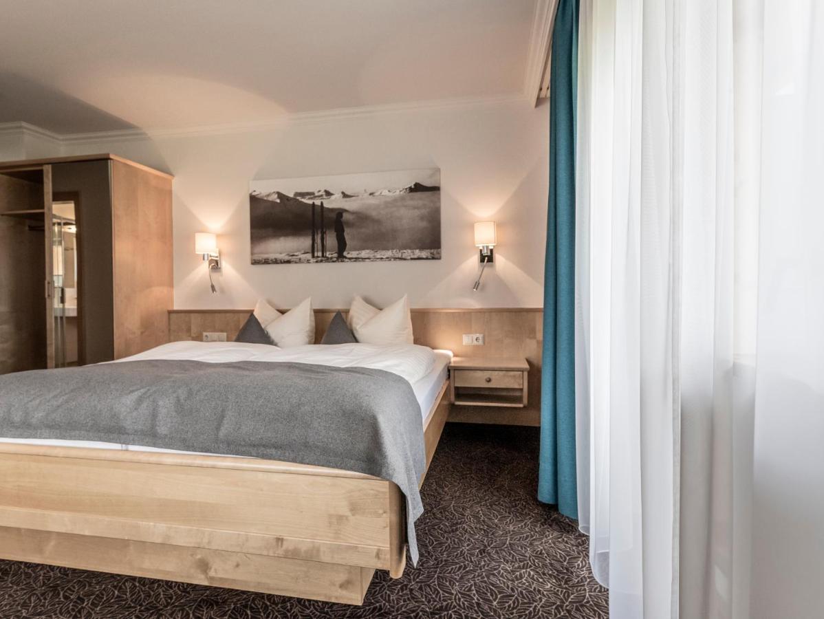 Frau Gans - Pure Mountain Apartments Saalbach-Hinterglemm Exterior foto