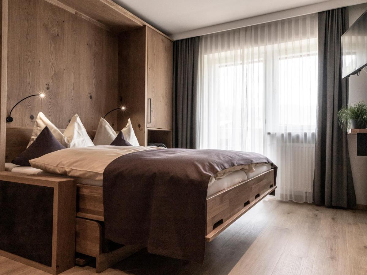 Frau Gans - Pure Mountain Apartments Saalbach-Hinterglemm Exterior foto